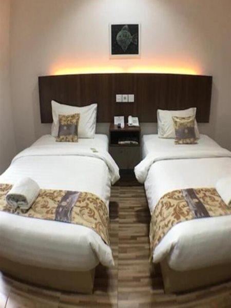 Kawana Hotel Паданг Экстерьер фото