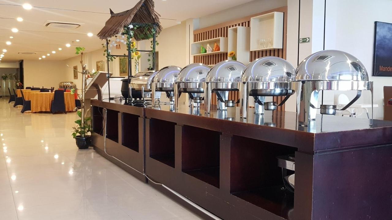 Kawana Hotel Паданг Экстерьер фото